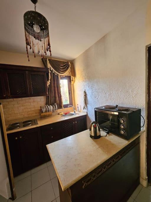 In Stella Makadi On Ground Floor Apartment *